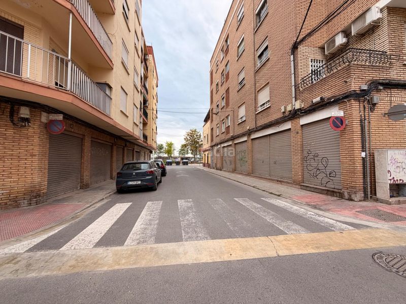 Foto 2b225473-c3df-4705-9987-3f672354873b. Pis a Avenida de Abril-9 de Octubre Sagunt