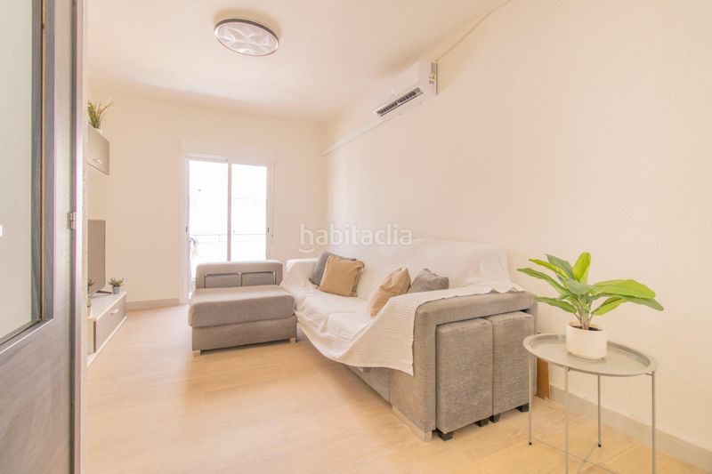 Foto ae74adc4-ac3f-4b52-b75a-1b0f3de01f3d. Pis a Piscinas Burriana
