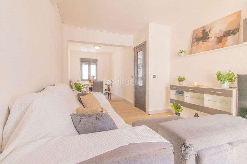 Foto cafcad02-f89d-47ff-87e2-dff0d2787818. Pis a Piscinas Burriana