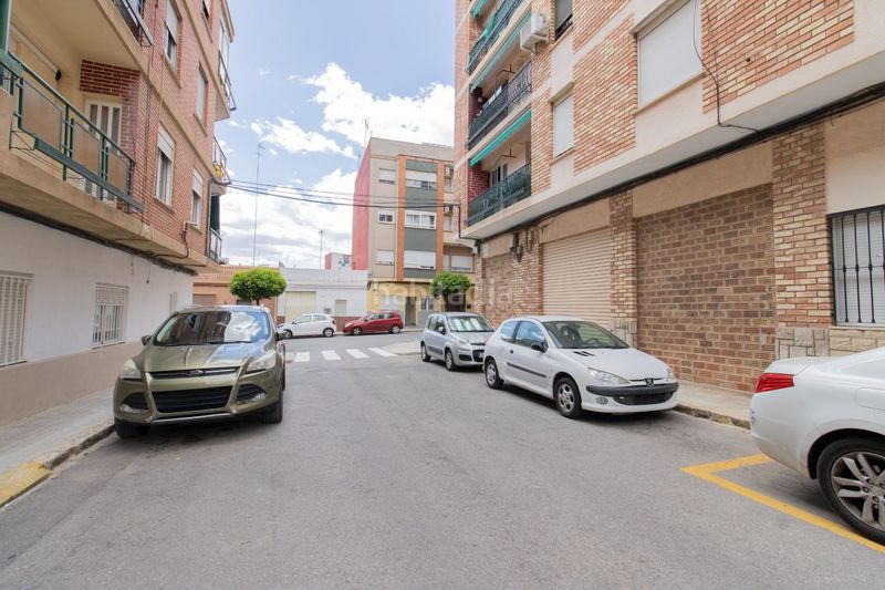 Foto 1549f23d-5b75-4b92-be86-9d066d587608. Pis a calle sant sebastià 2 a Moncada