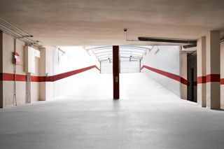 Posto auto in Paseo paseo germanías 118. Plazas de garaje en venta en gandia