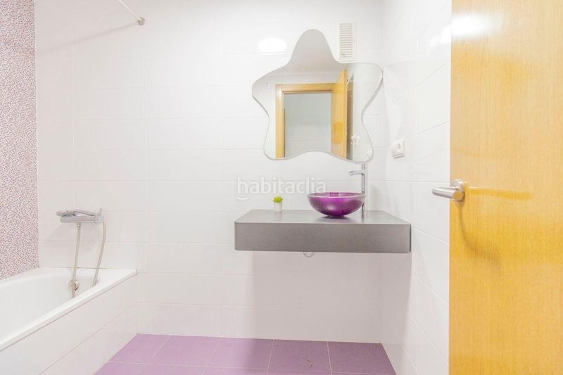 Foto f05ac271-3163-4e30-9d37-3a1aa3b13aea. Pis amb calefacció aparcament a Faura