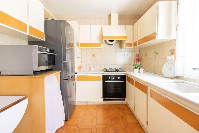 Foto 45fd0ce0-db1b-4e55-a51f-6466088c9219. Dúplex a calle calle cima loma 4 a Massamagrell