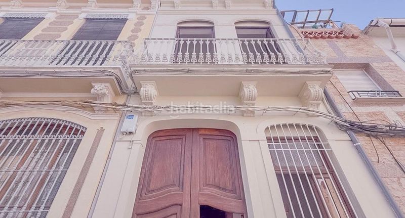 Foto c44b952d-f199-4c42-afa6-36e3acda5ec1. Xalet a Centro Burriana