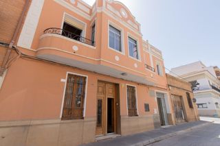 Bauernhof  Calle trencat. Casa en rafelbunyol estilo valenciano!!!