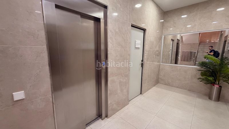 Foto ed3d683f-f669-4bc0-9f95-a981636cfbd0. Pis amb aparcament a L´Illa Perduda Valencia