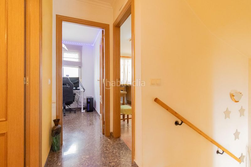 Foto 0e4b6bf2-9494-4f35-86ed-d6b1c07ecc2d. Casa adossada amb aparcament a Zona Alta Puçol
