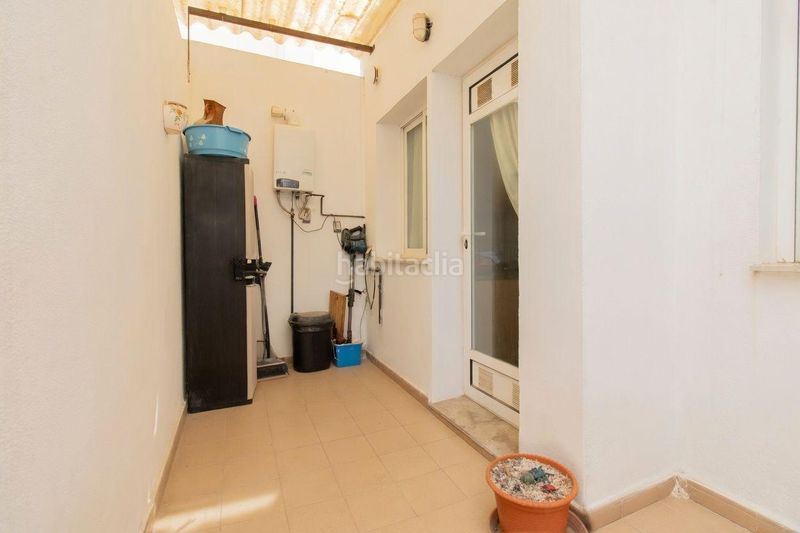 Foto 47a3d1a8-72f8-4b16-abb1-a89b2d29d01e. Casa adossada amb aparcament a Zona Alta Puçol