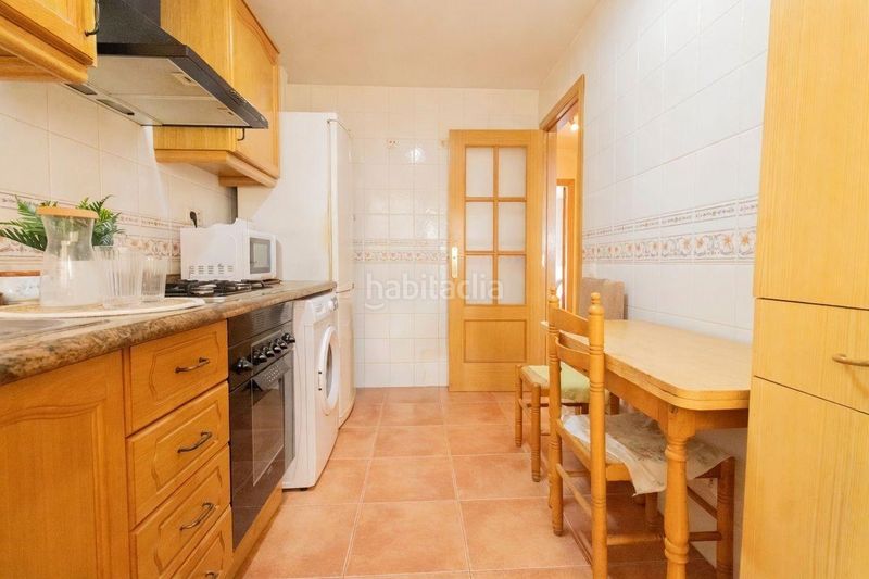 Foto 54bbbcfd-5fa8-4211-9e0a-7ca099e94fb2. Casa adossada amb aparcament a Zona Alta Puçol