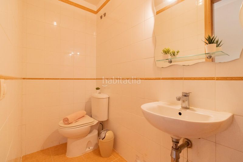 Foto e16e2990-3da9-47ec-a056-1997ebe8d930. Casa adossada amb aparcament a Zona Alta Puçol