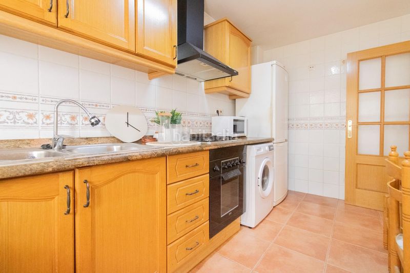 Foto fb355fee-1512-45e8-9f30-5011df5ea7e0. Casa adossada amb aparcament a Zona Alta Puçol