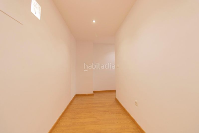 Foto c076b7f5-8dee-4a05-a025-3ae636f5f5a9. Pis amb aparcament a Massalfassar