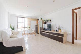 Flat  Calle general canino 28. Acogedor apartamento en sagunto