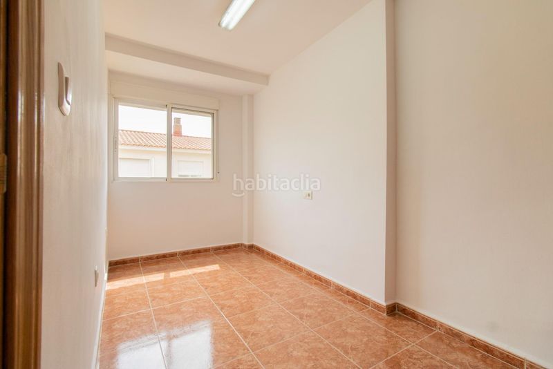 Foto 74080b27-2e1a-4b91-aa6a-eea491f71f91. Casa adossada amb aparcament a Massamagrell