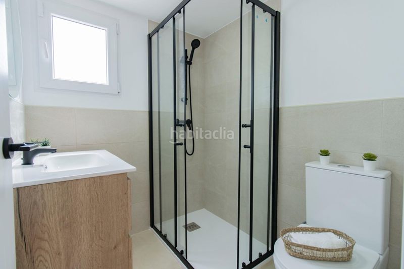 Foto 8d7081f8-f9dd-44a2-8f56-3b0fafafbab8. Pis a Albal
