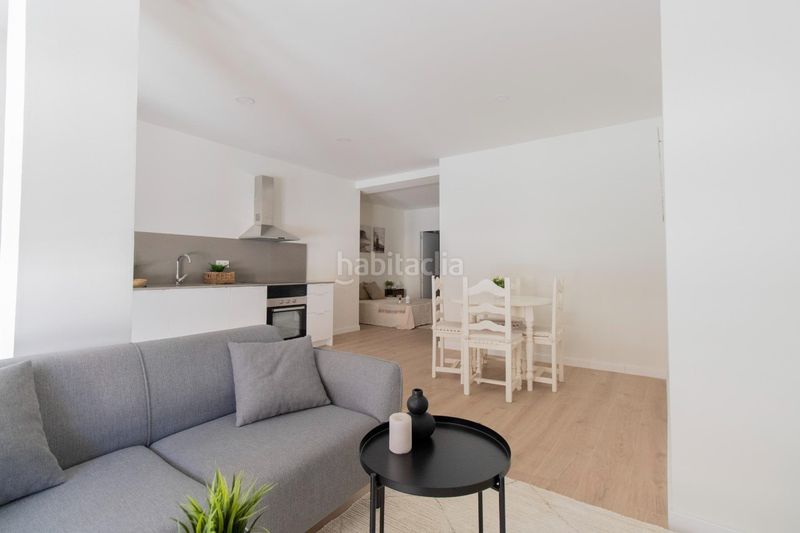 Foto ba66566b-e10e-4535-81b0-8abfda48e410. Planta baixa a calle calle sacramento esteve 5 a Xirivella