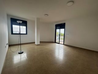 Rent Flat  Calle drets humans. Alquiler en moncofa