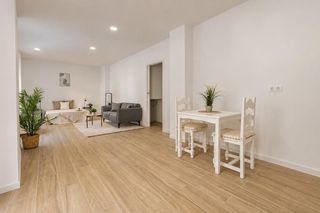 Loft in Avenida de Abril-9 de Octubre