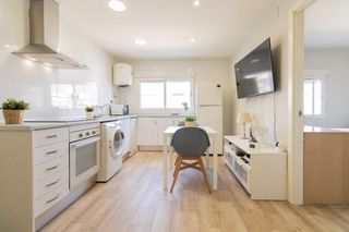 Appartement  Calle san juan bosco. Piso reformado orriol