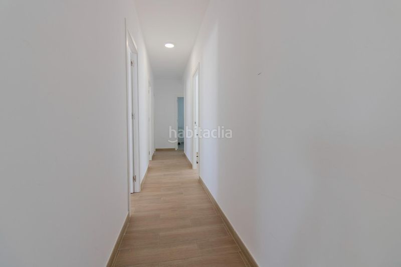 Foto 51de79b4-21b3-40bb-b258-a25c5c9c7025. Pis a playa puerto de Sagunto Sagunt