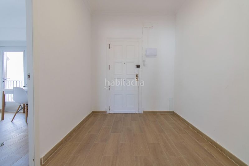 Foto a86d3955-5dd6-4107-b68b-4983e6b0e8b0. Pis a playa puerto de Sagunto Sagunt
