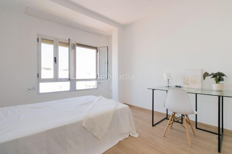 Foto e1a5bb85-1437-4536-a253-b19516a33f32. Pis a playa puerto de Sagunto Sagunt