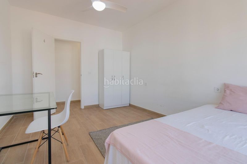 Foto e4f78ff5-49e2-4440-9115-8f0c6a527111. Pis a playa puerto de Sagunto Sagunt