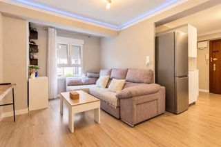 Etagenwohnung  Sant antoni. Piso completamente reformado junto al metro en rafelbunyol