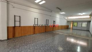 Business premise  Cornellà de llobregat - verge de montserrat. Magnifico local con muchas posibilidades para varias actividades