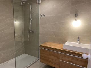 Affitto Appartamento  Barcelona - moscou. Exterior y  luminoso,2 baños 3 hab.triples  plaza pkng. villa ol