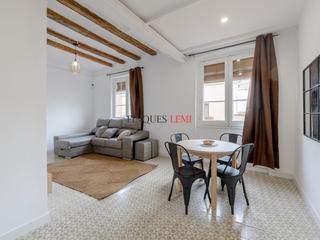 Pis  Barcelona - calle de la princesa. Descubre este encantador piso reformado en barcelona  2 habitaci
