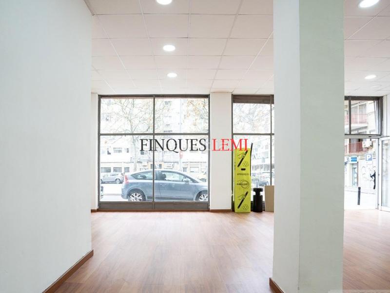 Foto 3281e77e-436d-4872-b636-10e4db875441. Local comercial a La Verneda - La Pau Barcelona