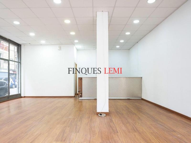 Foto d8f965ce-0eed-4f7b-829c-41e890b1f91a. Local comercial a La Verneda - La Pau Barcelona