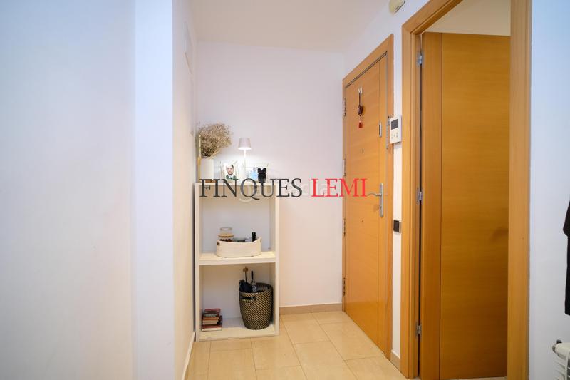 Foto 1531d367-da02-4873-8eb1-1e2733f55cbd. Piso amplio piso con vistas, calefacción y parking cerca de la sagrada familia en Barcelona