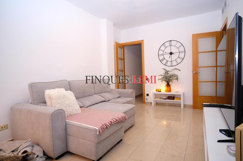 Foto a4e570cf-0861-4008-b0de-909242199833. Piso amplio piso con vistas, calefacción y parking cerca de la sagrada familia en Barcelona