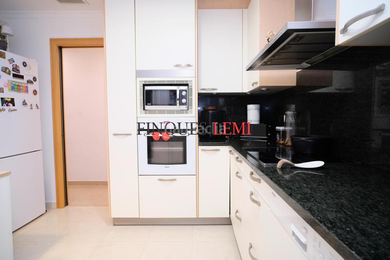 Foto cad27028-1ba6-4427-be11-ff33ffae7240. Piso amplio piso con vistas, calefacción y parking cerca de la sagrada familia en Barcelona