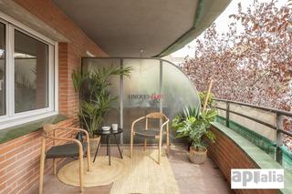 Appartement  Castellar del vallès - plaza major. Piso céntrico con balcón, parking, trastero y diseño moderno