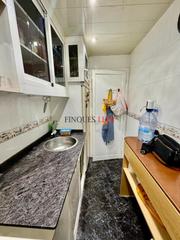 Etagenwohnung  Santa coloma de gramanet - calle d irlanda. Piso con opción a 3 habitaciones en santa coloma, junto al metro