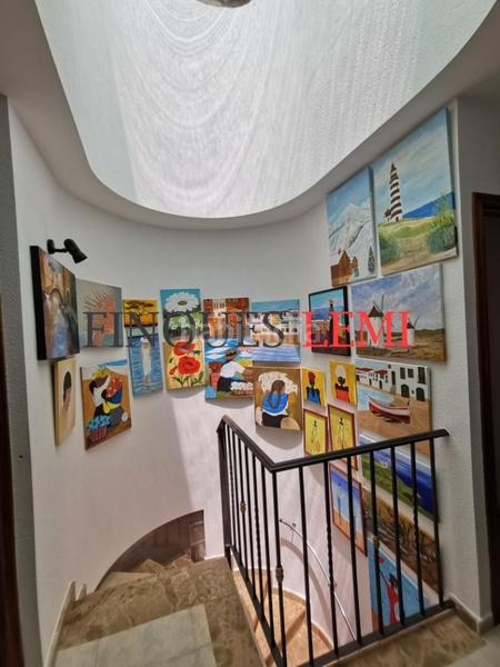 Foto 56a9e4b3-c640-4d64-958c-83b9633aff19. Casa  adosada esquinera con jardín, garaje y 5 habitaciones en Creixell