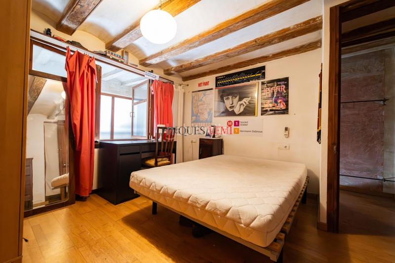 Foto 50eb1083-8f7c-48da-ac53-51196d4587c3. Local comercial a Raval Barcelona