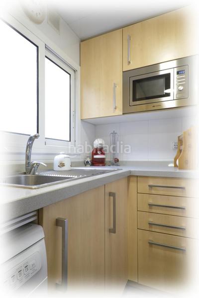 Foto a675207e-3c33-438f-af81-fa60c6df8d26. Dachwohnung mit heizung in Les Planes Hospitalet de Llobregat (L´)