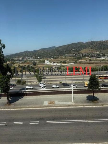 Foto 6106facf-0cea-4070-9d54-7bc2ba571d0c. Casa adossada amb calefacció piscina a Torre Baró Barcelona