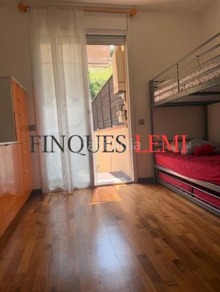 Foto 81d54f7d-15cb-462a-a8bb-99e8246649ad. Casa adossada amb calefacció piscina a Torre Baró Barcelona