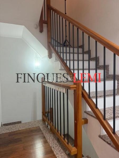 Foto 8acc4089-ebc4-4ec0-96a8-162f0ed92c15. Casa adossada amb calefacció piscina a Torre Baró Barcelona