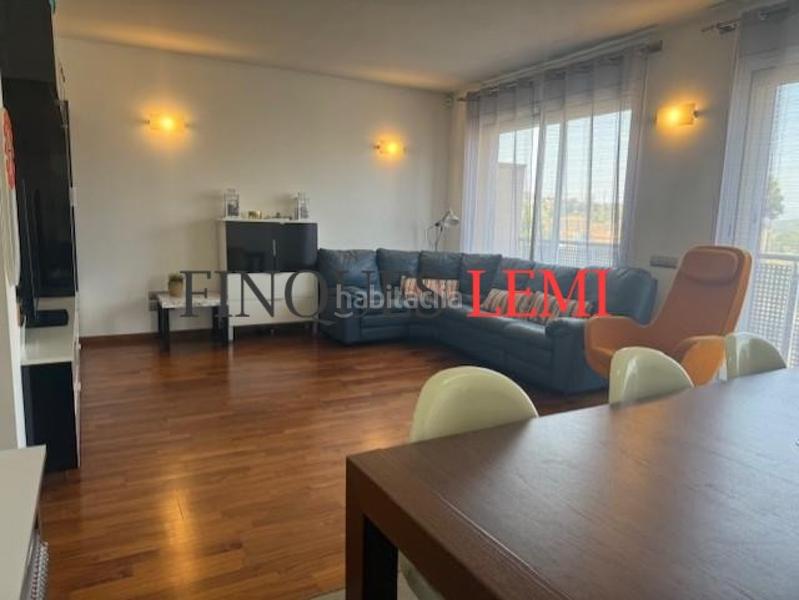 Foto beafa7dc-e83a-47be-8dd5-5fef6cde4517. Casa adossada amb calefacció piscina a Torre Baró Barcelona