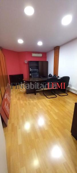 Foto 5ee9430f-a53f-4b75-9fbf-b3a8af5b0e0a. Bureau avec chauffage dans Sants Barcelona