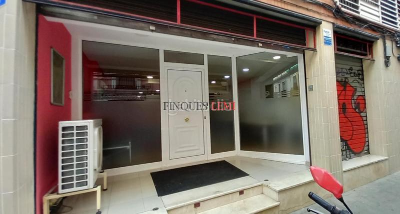 Foto 7a4569fd-6bdb-45a7-8afa-ea4d380010fe. Bureau avec chauffage dans Sants Barcelona