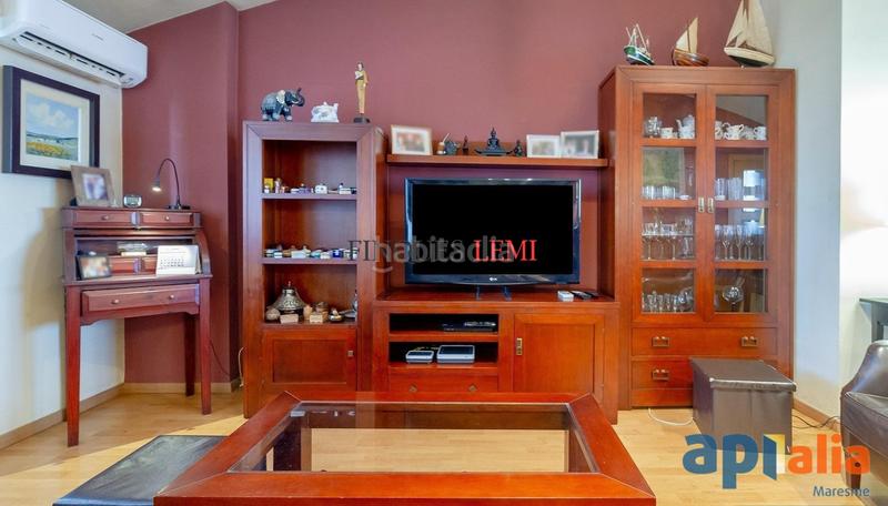 Foto 8f0f059d-339a-4705-a12b-55097a4b8c0a. Àtic amb calefacció aparcament a Centre Mataró