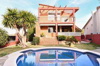 Xalet  Carrer mars mortes de. Ajuste de precio !!!! chalet independiente en la playa
