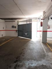 Aparcament cotxe a Ametllers - Poble Sec. Plaza de parking en sitges a dos minutos del centro y renfe